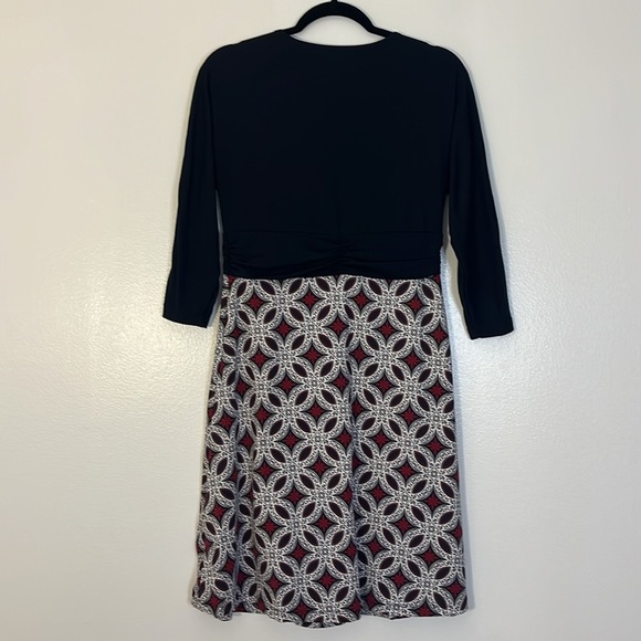 Title Nine | Twist Front dress Women’s size M soft stretch 3/4 sleeve v-neck - Picture 5 of 9